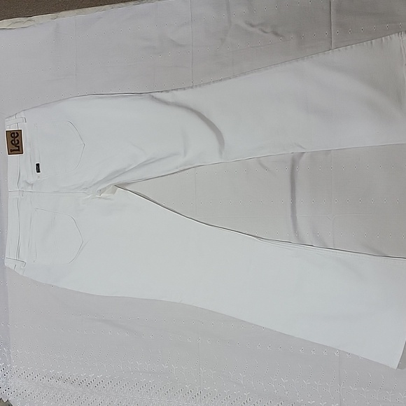 Women's Lee Legendary Bootcut Jean, Light Form, Size 14 Long, NWT - Picture 12 of 14